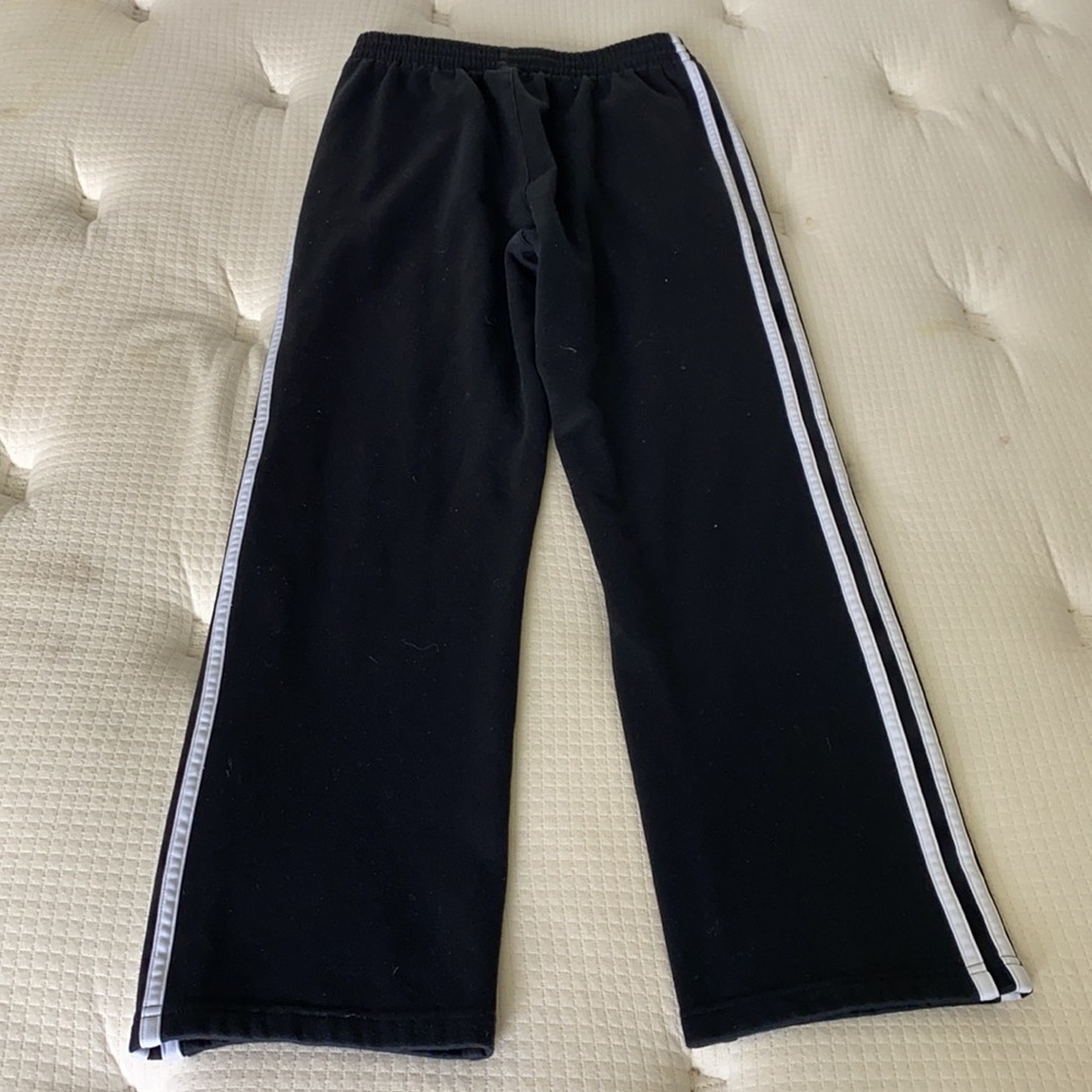 ✅Boys Youth Adidas Sweatpants Size 6 - Picture 7 of 8